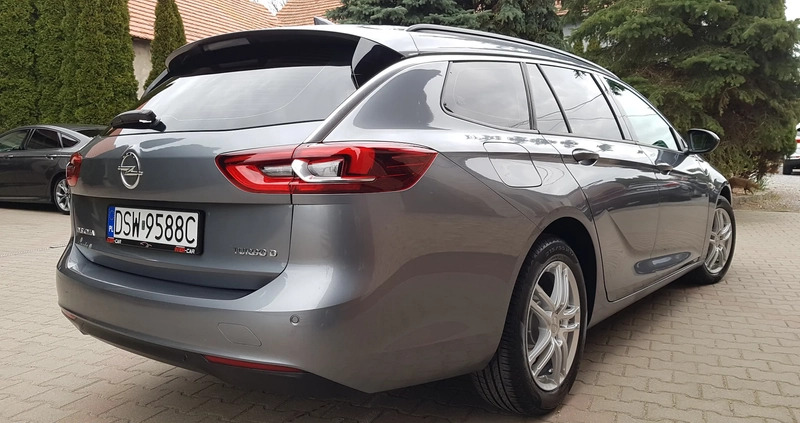 Opel Insignia cena 63900 przebieg: 149000, rok produkcji 2018 z Strzegom małe 742